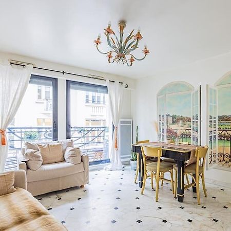 Grand Et Central, 8E Pres Elysee Paris Exteriör bild